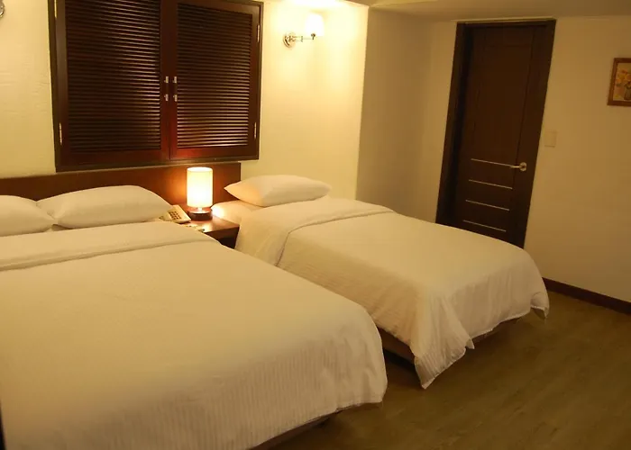 New Korea Hotel 3*